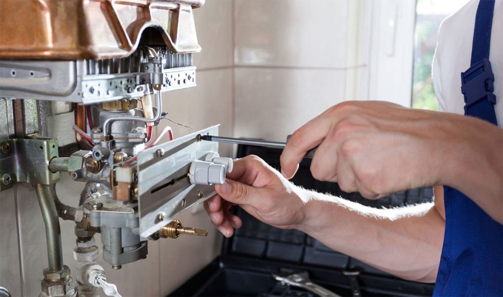 Щорічне обслуговування газового котла: навіщо це потрібно та що входить