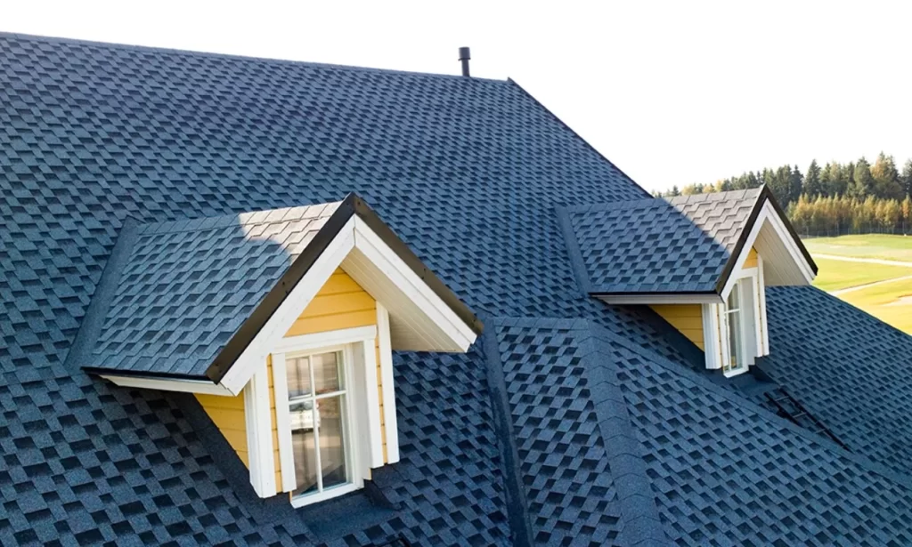 Когда кровля требует внимания и как продлить срок службы крыши