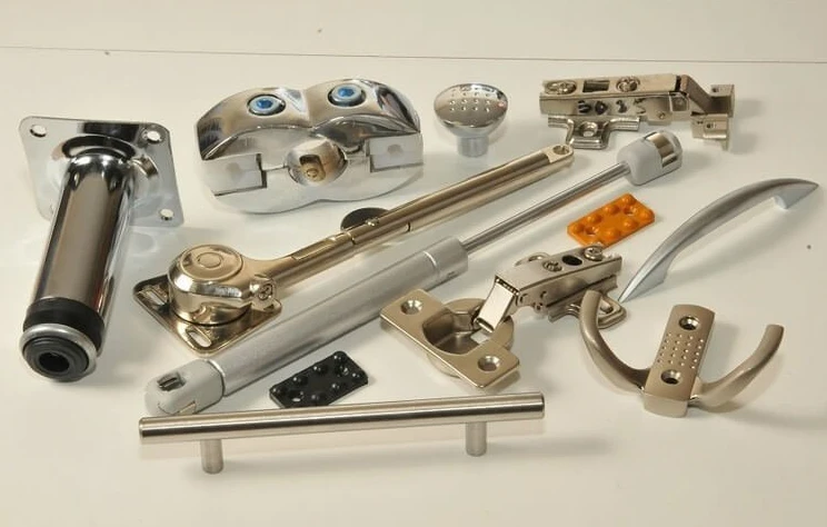 Меблева фурнітура: як дрібні деталі визначають якість і довговічність меблів