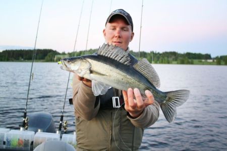 Стратегія весняного рекорду: Як перехитрити трофейну рибу в період пробудження